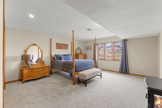 9506 Riverview Avenue, Bloomington, MN 55425