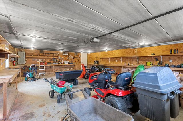 9506 Riverview Avenue, Bloomington, MN 55425