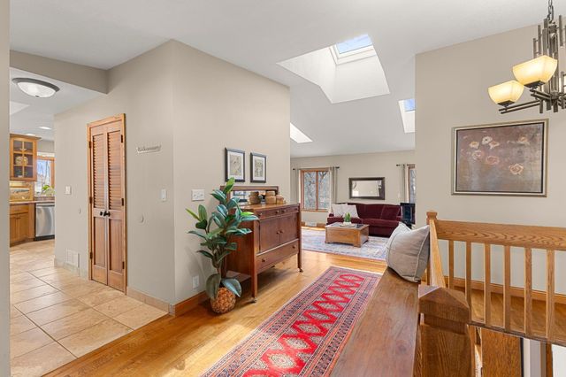 9506 Riverview Avenue, Bloomington, MN 55425