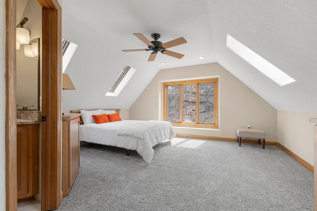 9506 Riverview Avenue, Bloomington, MN 55425