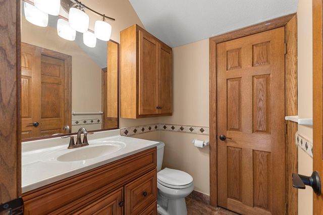 9506 Riverview Avenue, Bloomington, MN 55425