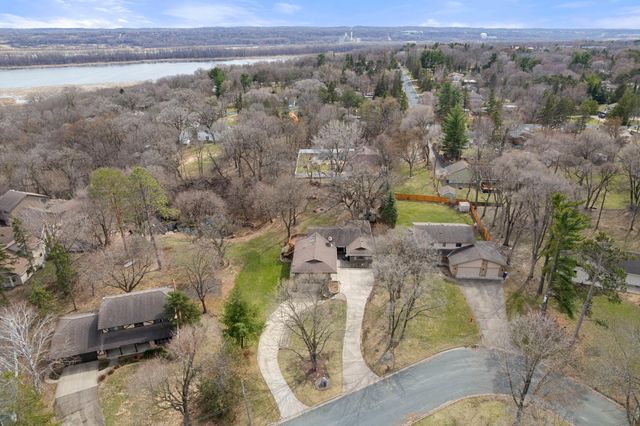 9506 Riverview Avenue, Bloomington, MN 55425