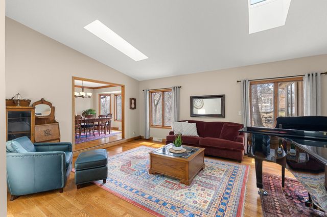 9506 Riverview Avenue, Bloomington, MN 55425