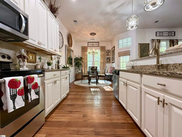 10 Kersey Gale Court, Simpsonville, SC 29681