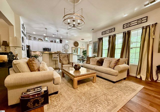 10 Kersey Gale Court, Simpsonville, SC 29681