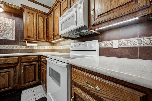 40 SW 92nd Place, Oklahoma City, OK 73139