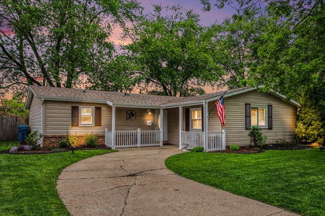 1226 N Glenwood Avenue, Griffith, IN 46319