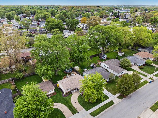 1226 N Glenwood Avenue, Griffith, IN 46319