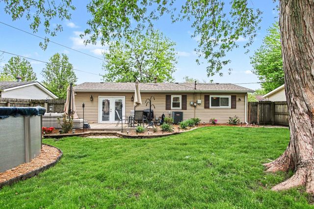 1226 N Glenwood Avenue, Griffith, IN 46319