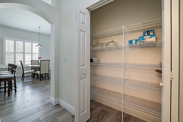 7004 SE Twin Oaks Circle, Stuart, FL 34997