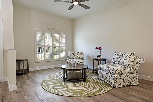 7004 SE Twin Oaks Circle, Stuart, FL 34997