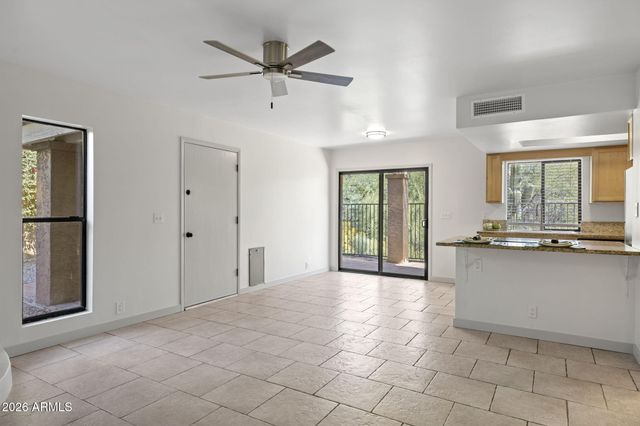 10425 N 10TH Place 1, Phoenix, AZ 85020