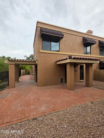 10425 N 10TH Place 1, Phoenix, AZ 85020