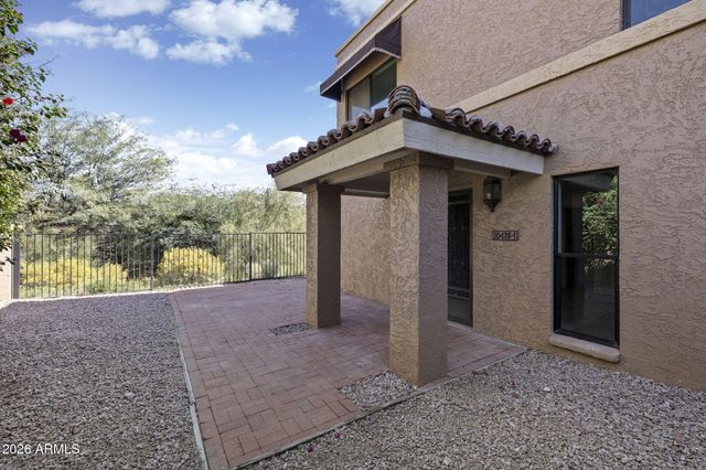 10425 N 10TH Place 1, Phoenix, AZ 85020