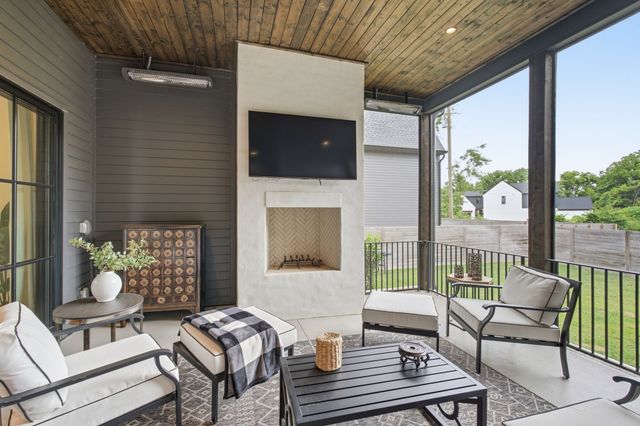 328 Kelly Glenn Ct, Brentwood, TN 37027