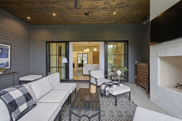 328 Kelly Glenn Ct, Brentwood, TN 37027