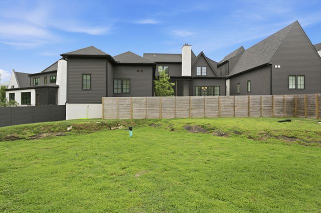 328 Kelly Glenn Ct, Brentwood, TN 37027