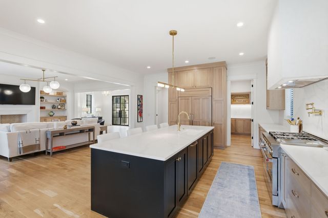 328 Kelly Glenn Ct, Brentwood, TN 37027