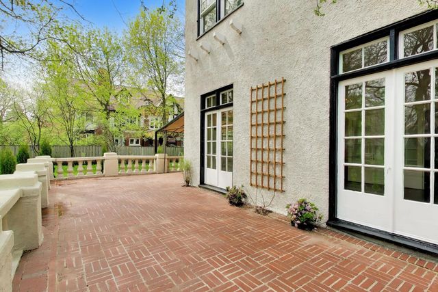 1046 Ridge Street, Evanston, IL 60202