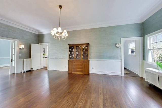 1046 Ridge Street, Evanston, IL 60202