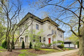 1046 Ridge Street, Evanston, IL 60202