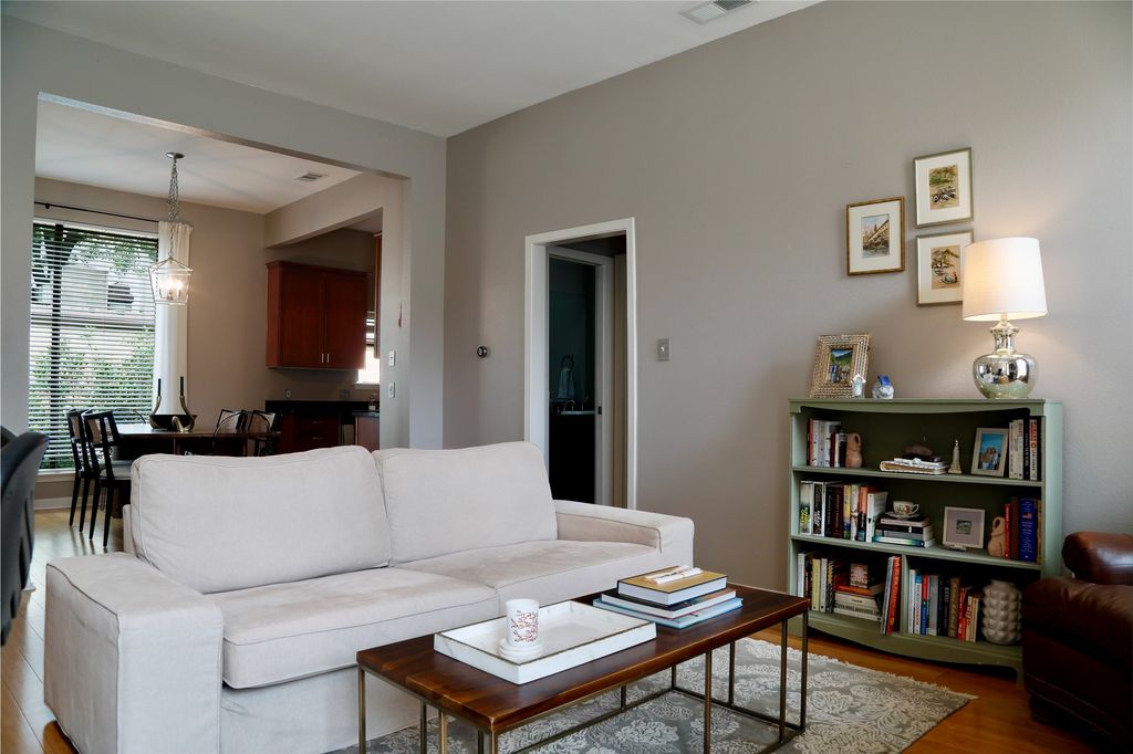 4031 Holland Avenue G, Dallas, TX 75219