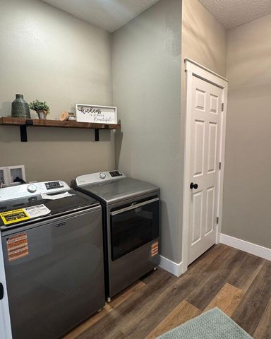 000 County Road W 76-505, Ava, MO 65608