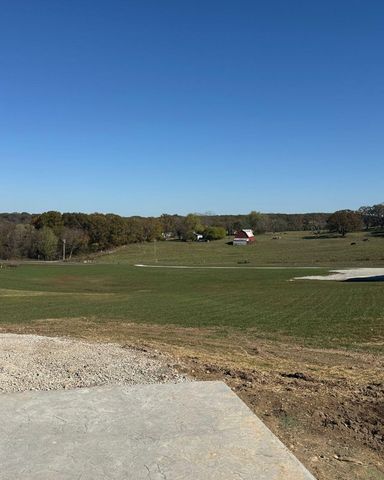 000 County Road W 76-505, Ava, MO 65608