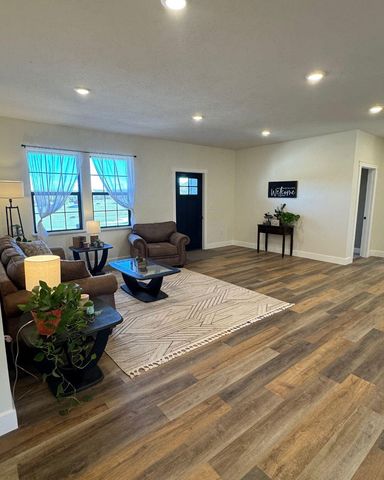 000 County Road W 76-505, Ava, MO 65608