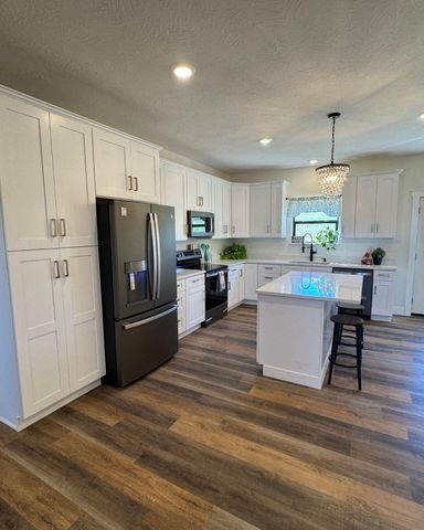 000 County Road W 76-505, Ava, MO 65608