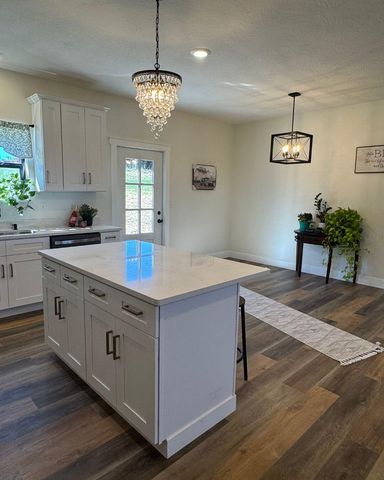 000 County Road W 76-505, Ava, MO 65608