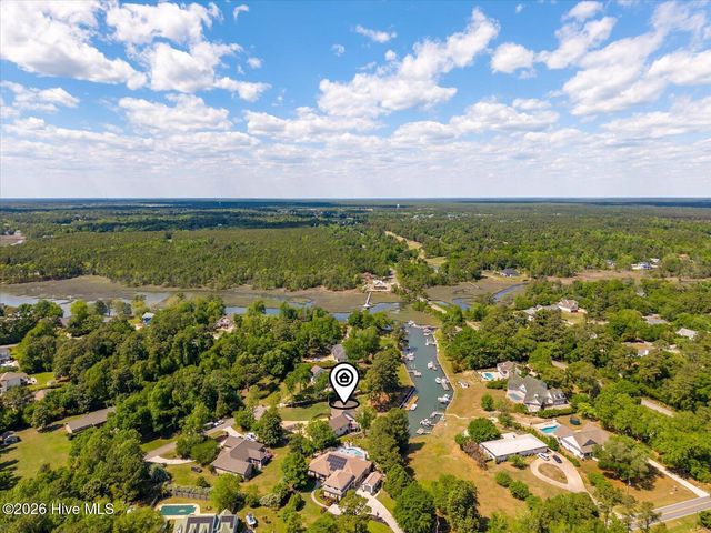 304 Gull Road, Hampstead, NC 28443