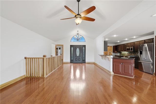 27 Stucky Lane, Bella Vista, AR 72715
