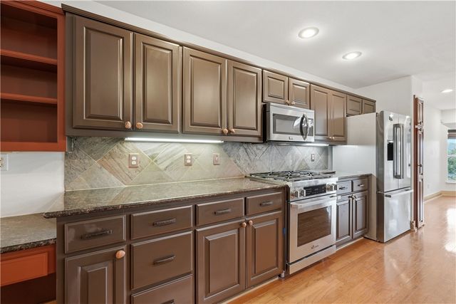 27 Stucky Lane, Bella Vista, AR 72715