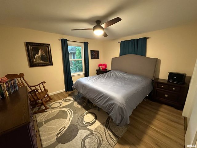 900 S 1ST Avenue, Morton, IL 61550