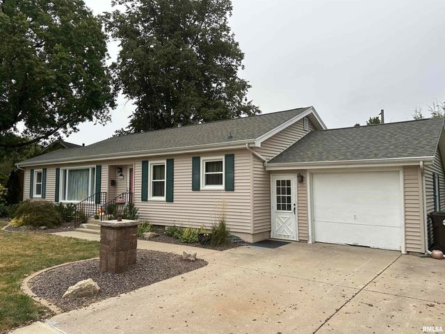 900 S 1ST Avenue, Morton, IL 61550