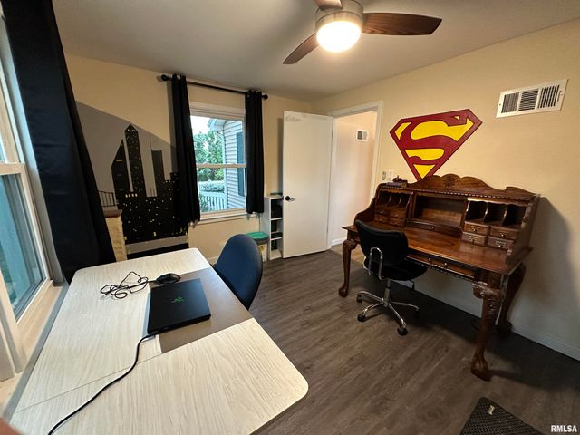 900 S 1ST Avenue, Morton, IL 61550