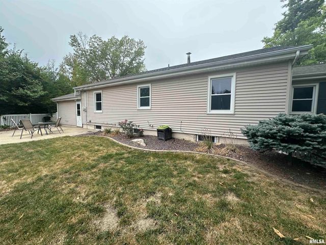 900 S 1ST Avenue, Morton, IL 61550