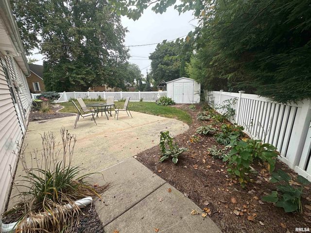 900 S 1ST Avenue, Morton, IL 61550