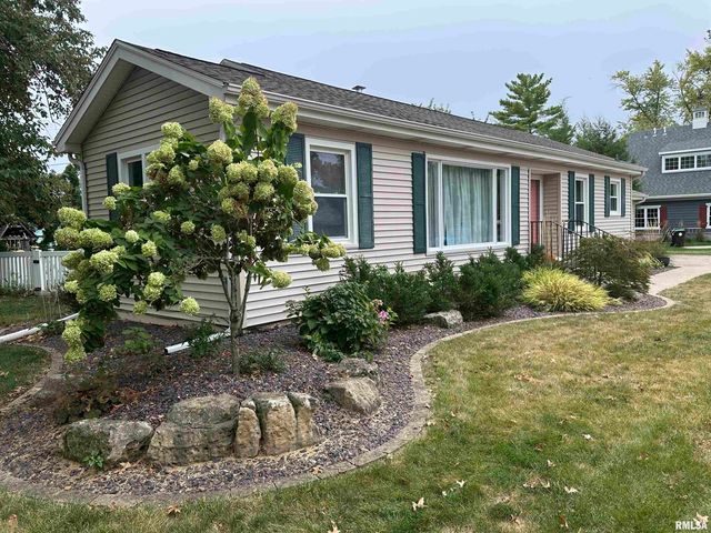 900 S 1ST Avenue, Morton, IL 61550