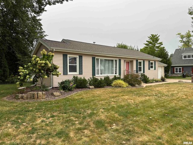 900 S 1ST Avenue, Morton, IL 61550