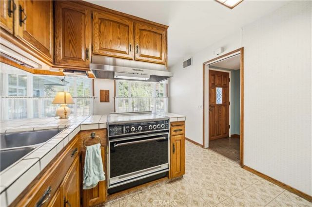 10739 Reseda, Porter Ranch, CA 91326