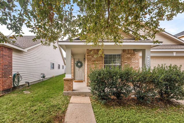 9230 Wolcott Park Lane, Houston, TX 77075