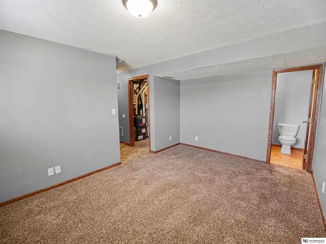 1954 SW 25th Street, Lincoln, NE 68522