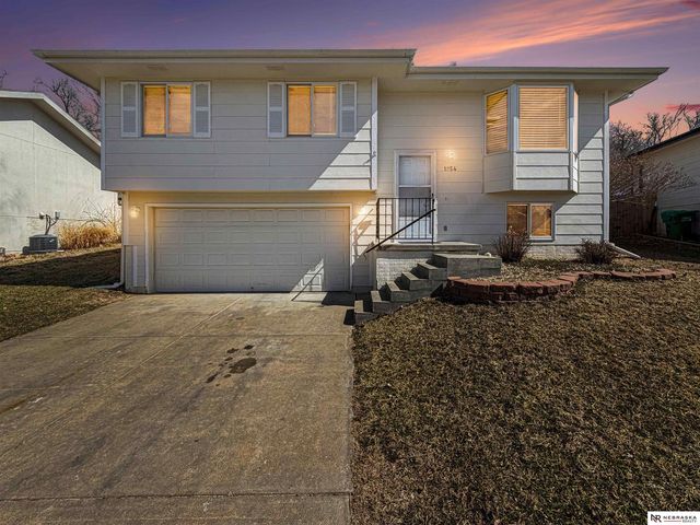 1954 SW 25th Street, Lincoln, NE 68522