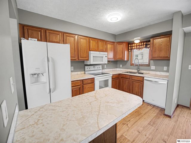 1954 SW 25th Street, Lincoln, NE 68522