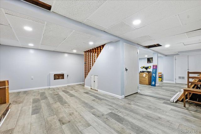 120 Bruce Terrace, Mineola, NY 11501