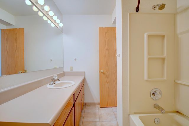 13112 Verbena Place NE, Albuquerque, NM 87112