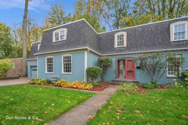 2502 Lee Drive, Bay City, MI 48708