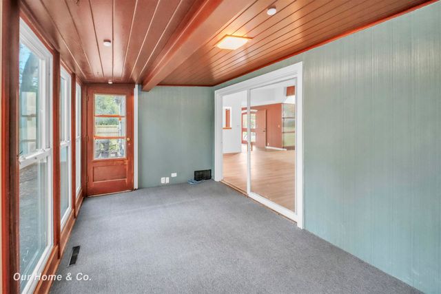 2502 Lee Drive, Bay City, MI 48708